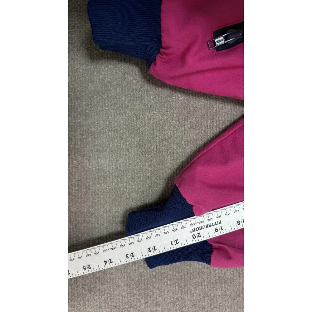 Sportsmaster brand item